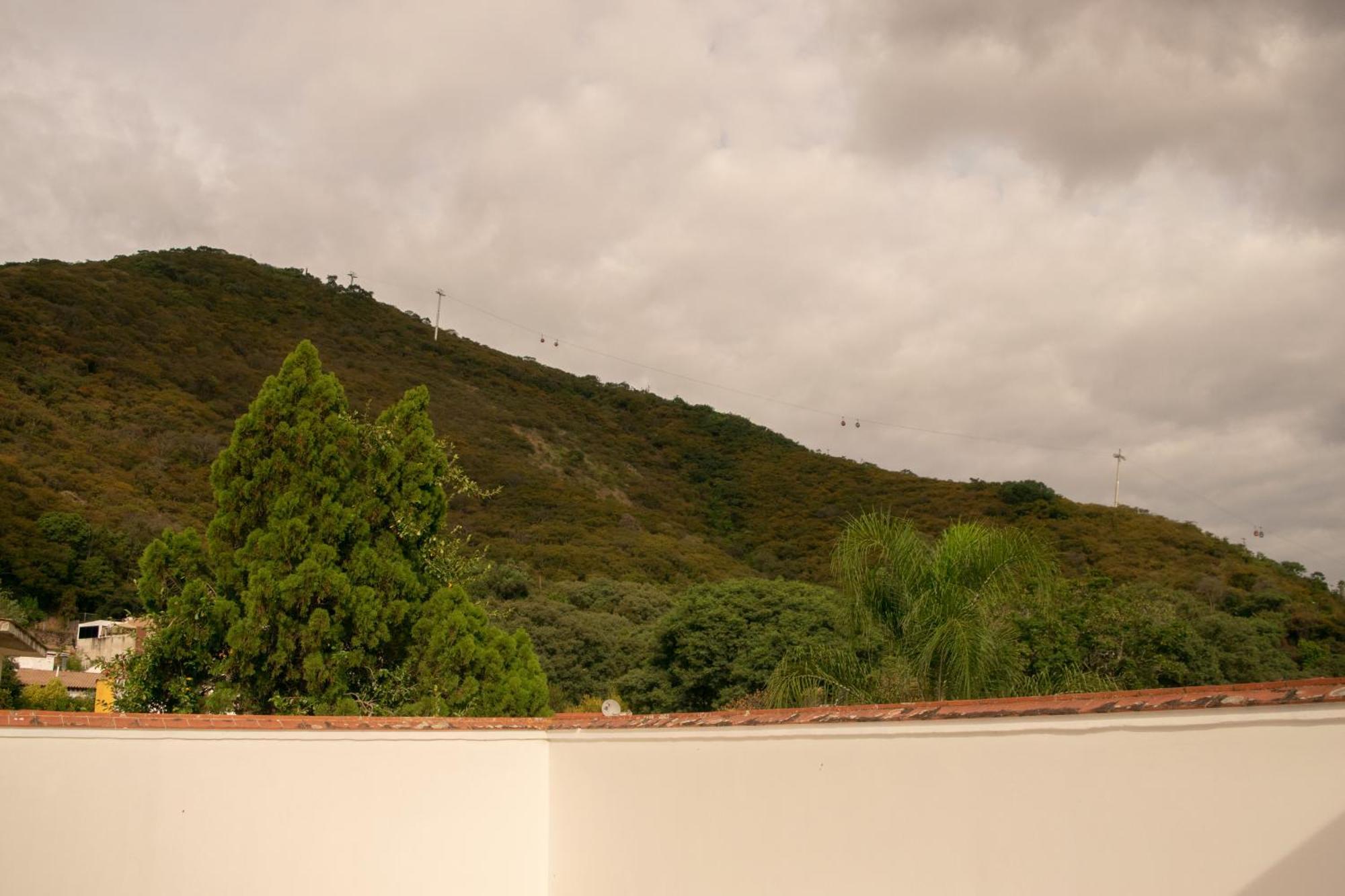 Hotel La Casona Del Monumento *